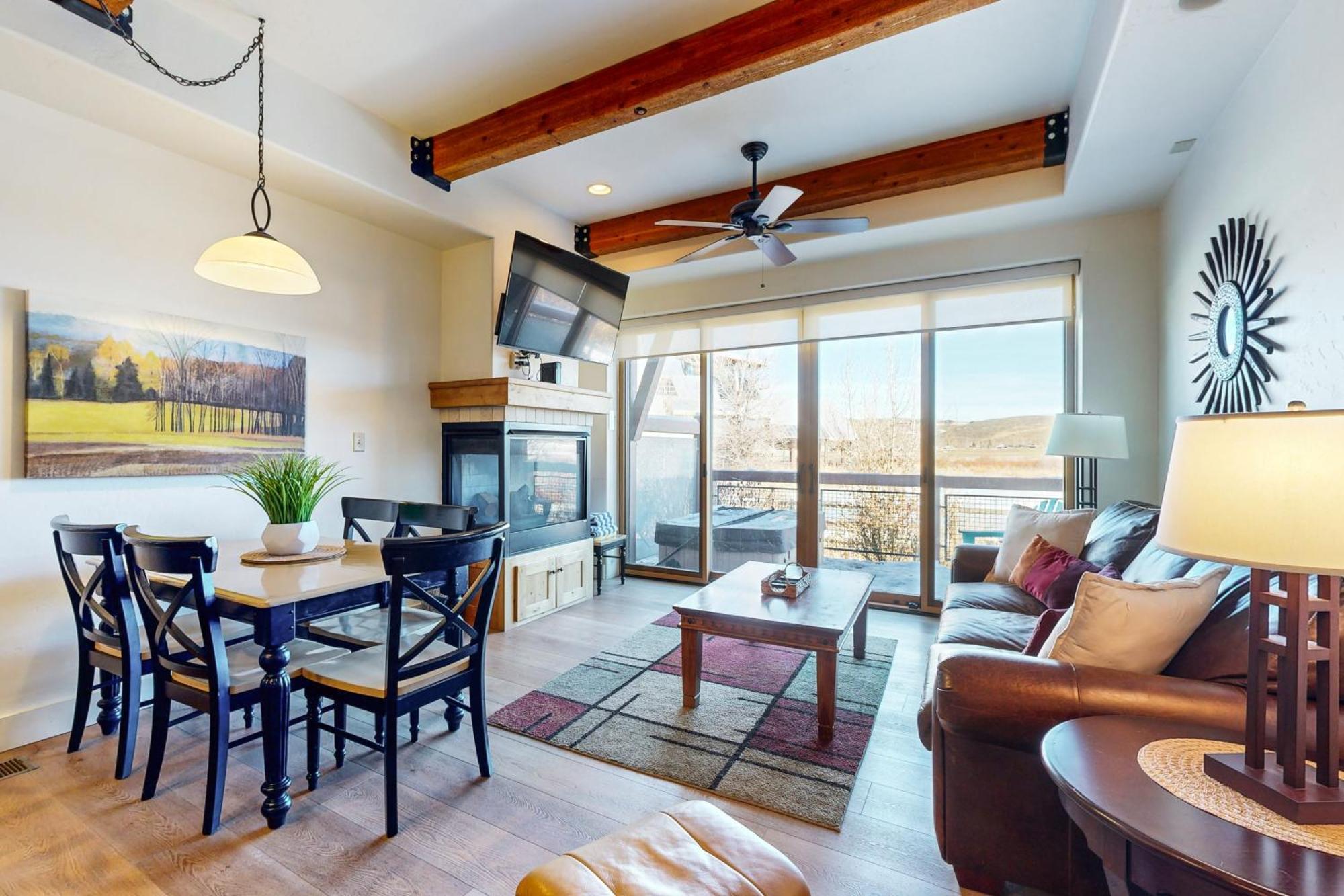 Newpark Townhomes 28 파크 시티 외부 사진
