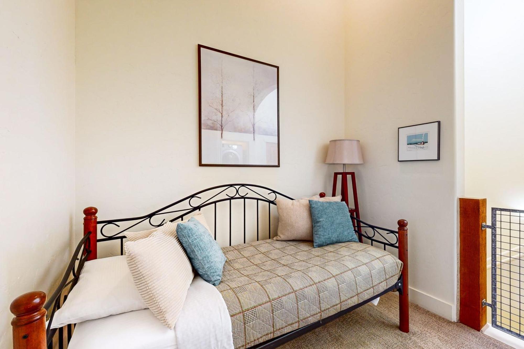 Newpark Townhomes 28 파크 시티 외부 사진